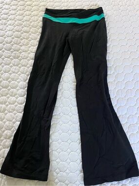 Lululemon Reversible Flare Yoga Pants